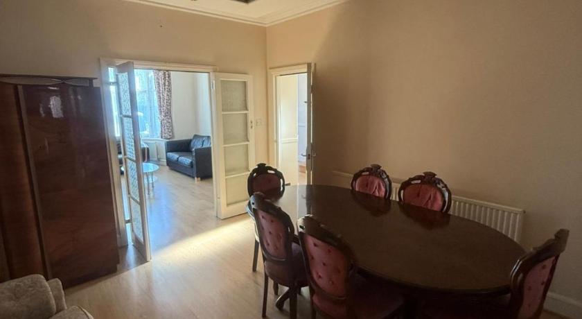 Harrow Inn Rooms