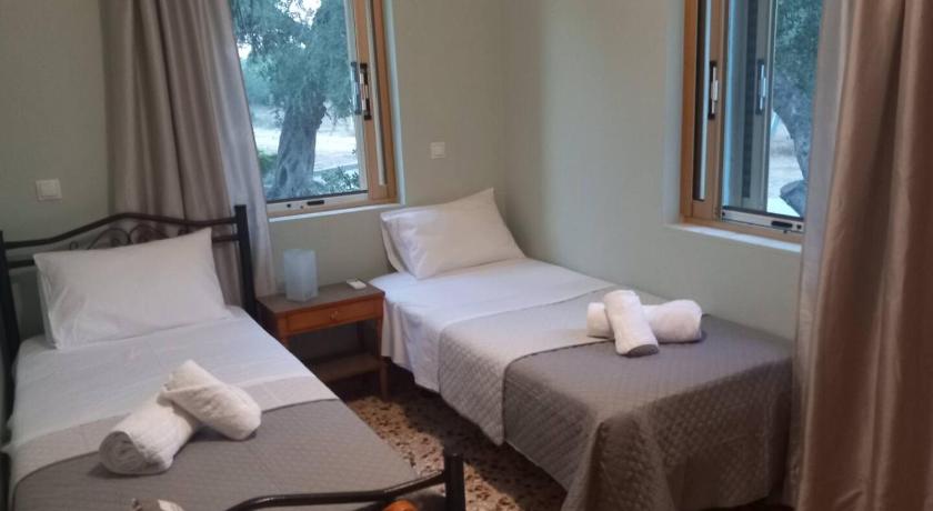 Epicurus Beach House - Dialiskari