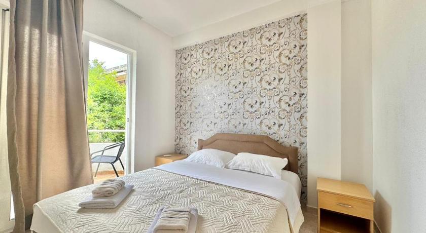 B&M Holiday Rooms