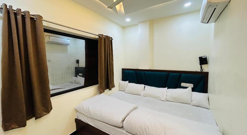 Hotel Shree - image 25