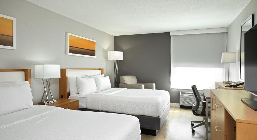 St. Louis (MO) Holiday Inn St Louis SW - Route 66 By IHG 3-Star Hotel lobby