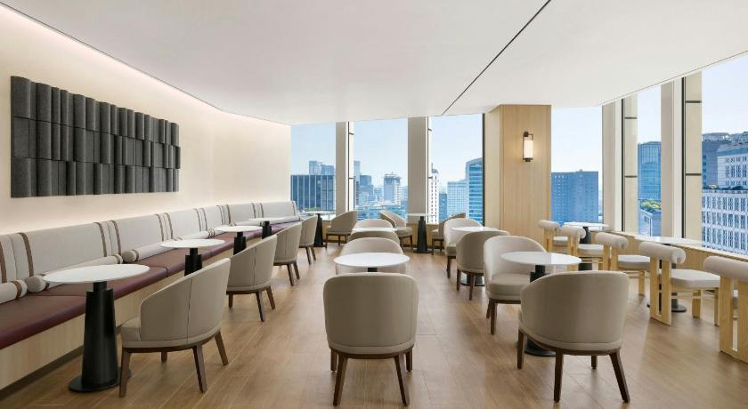 서울 코트야드 바이 메리어트 서울 남대문 (Courtyard by Marriott Seoul Namdaemun) 4성급 호텔 스위트룸