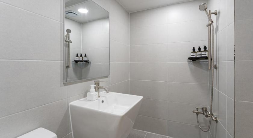 Incheon Stay Jakjeon - image 49