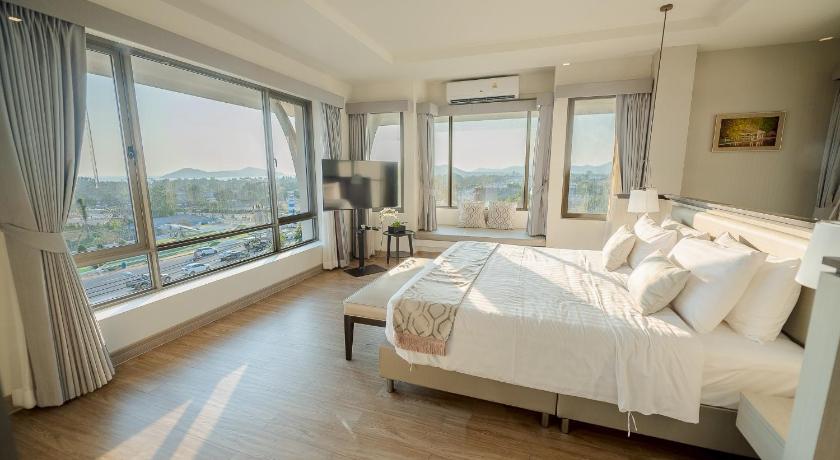 파타야 더 네이비 하우스 호텔 (THE NAVY HOUSE HOTEL) 3성급 호텔 스위트룸