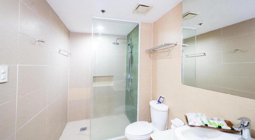 The Ritz Hotel at Garden Oases (Multiple-Use Hotel) - image 34