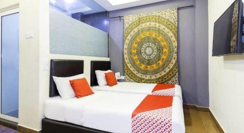 OYO 90429 Hotel Narasindo - image 12