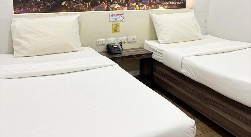 Image of Deluxe Twin Room 16