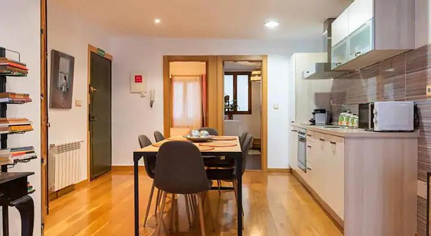 Apartamento junto al Ayuntamiento - by wehomes - image 42