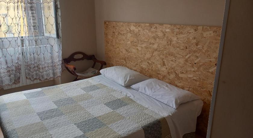 ACHIRINA bed and breakfast