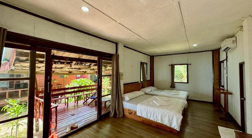 Image of Seaview Family Room 7