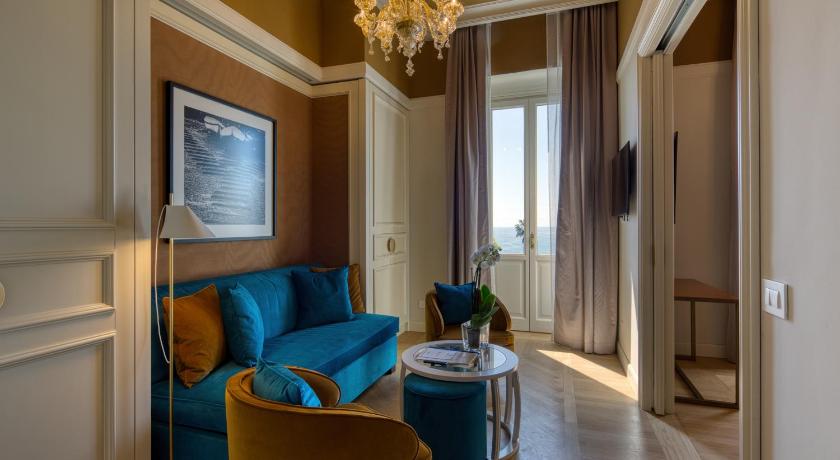 Фото: Полулюкс с балконом и видом на море (Junior Suite with Sea View and Balcony) 9