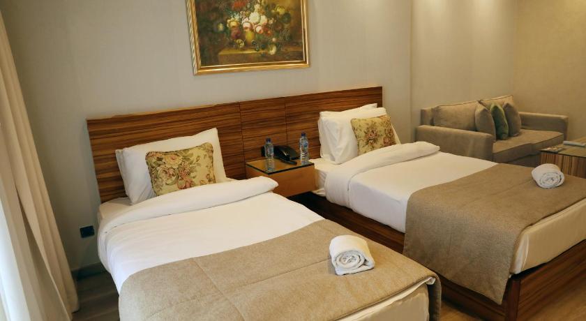 Imagem de Quarto com Cama de Casal ou 2 de Solteiro (Double or Twin Room) 6