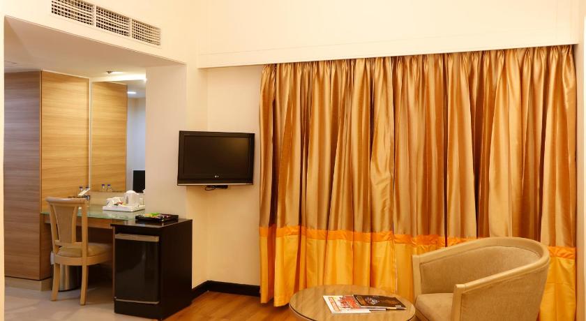 Hotel Green Park Visakhapatnam