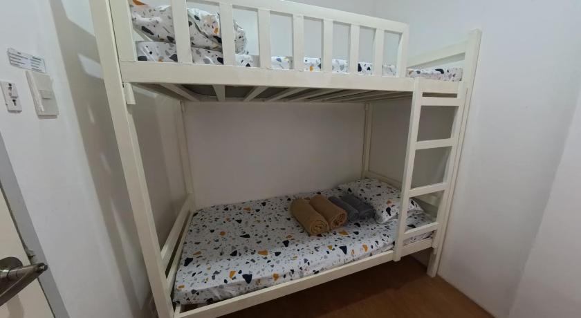 Townhouse for Rent - image 33