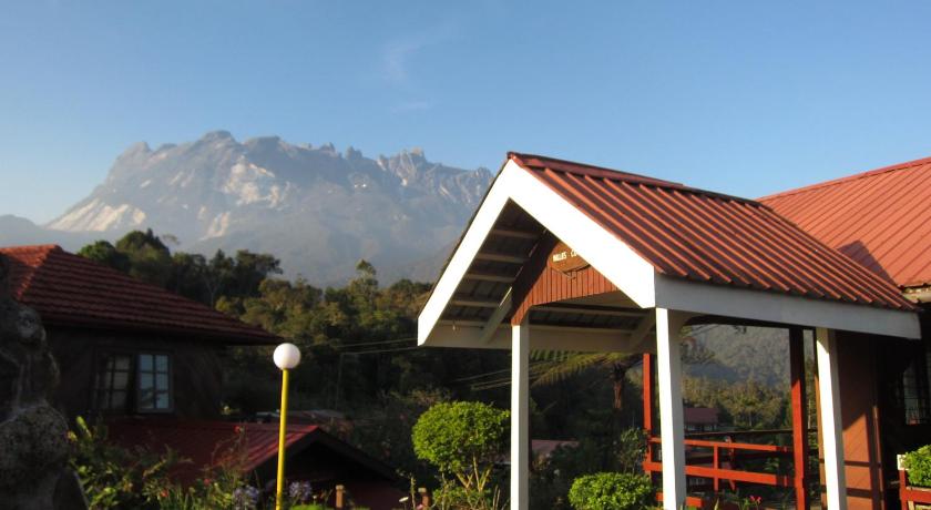 キナバル国立公園 Mile 36 Lodge 2つ星 ホテル レストラン