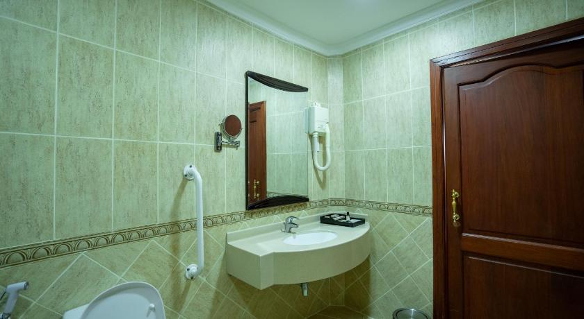 Image of King Room - Disability Access 6