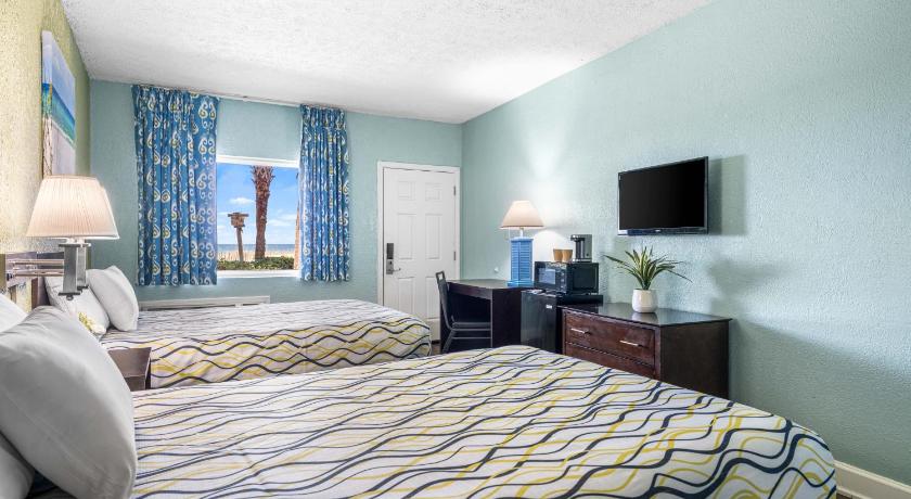 Image of Standard Double Room with Patio - Gulf Side 1