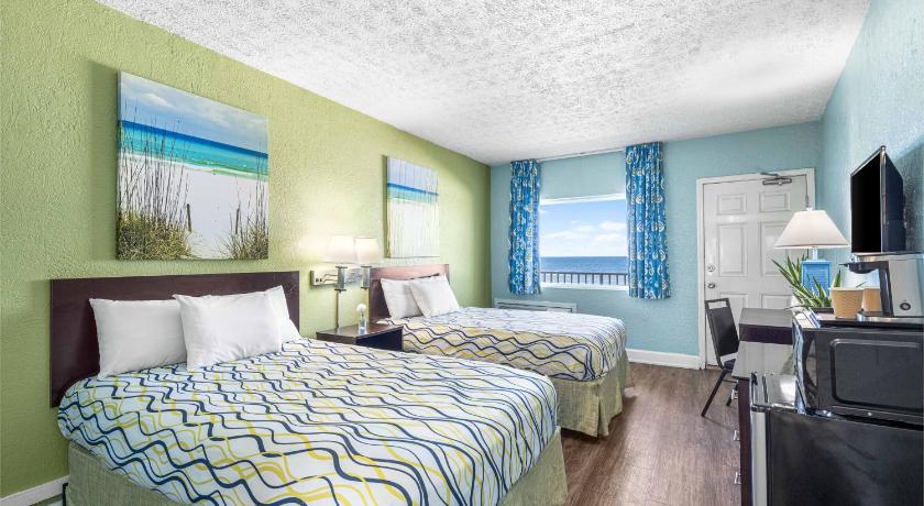 Image of Standard Double Room with Balcony - Gulf Side 0