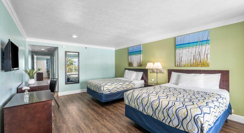 Image of Deluxe Queen Suite 15