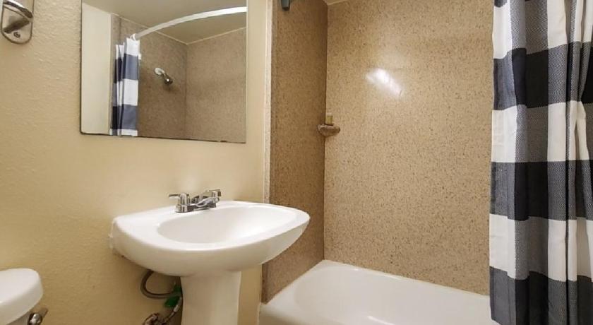St. Johns Welcome Inn and Suites Accommodation restaurant