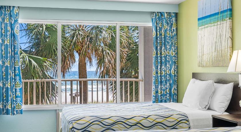 Image of Double Room with Bunk Bed - Gulf Side 3