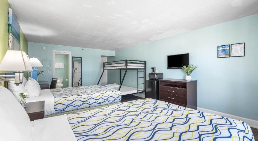 Image of Double Room with Bunk Bed - Gulf Side 7