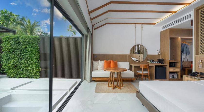 Image of Beachfront Pool Villa 7