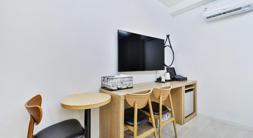 プサン Sloth Hotel Busan Seomyeon 3つ星 ホテル プール