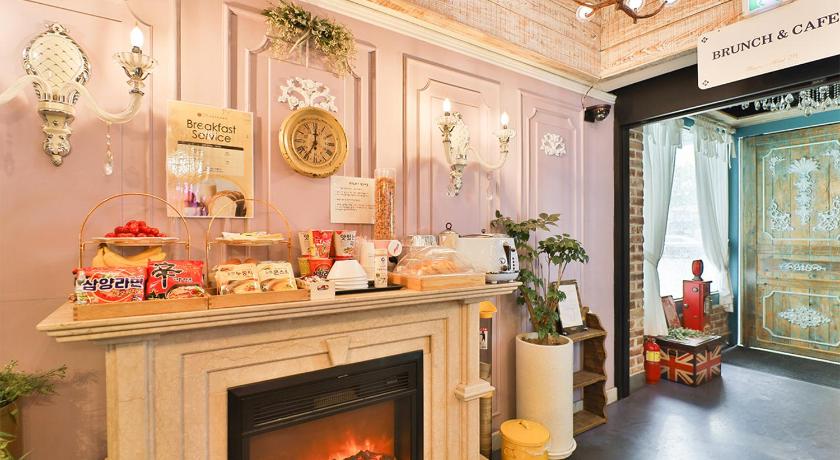 テグ Hotel February Suseong  3つ星 ホテル プール