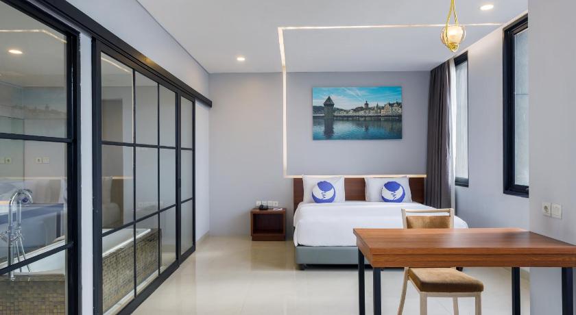 Image of Premier Suite 1