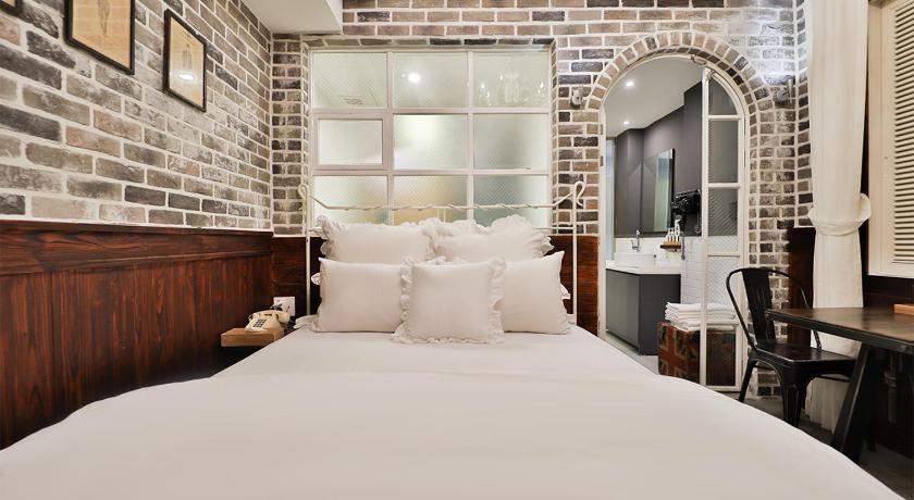 テグ February Boutique Hotel Hwanggeum 2つ星 ホテル プール