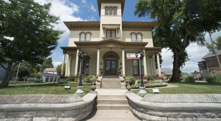 新奥尔巴尼 (IN) The Pepin Mansion B&B on Mansion Row - 10 min to start of the Bourbon Trail 4星级 住宿 外观