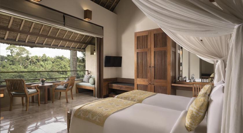 Image of 2 Twin Beds 3