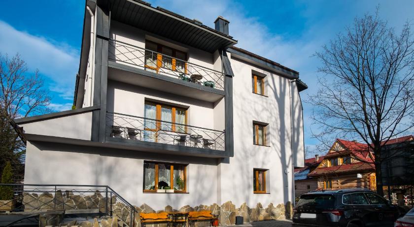 자코파네 Pokoje Oko 2성급 게스트하우스 수영장