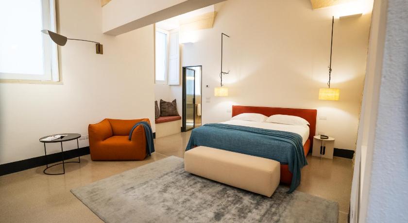 Image of King Room with Spa Bath 6