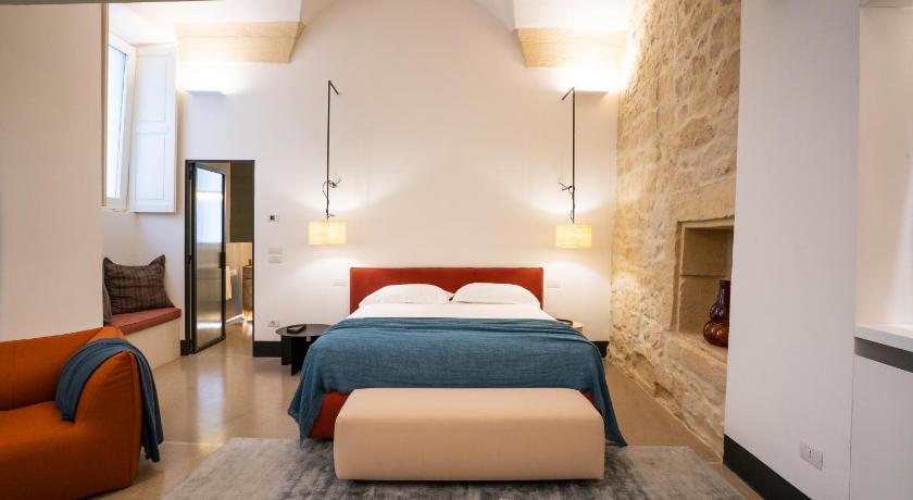 Image of King Room with Spa Bath 1