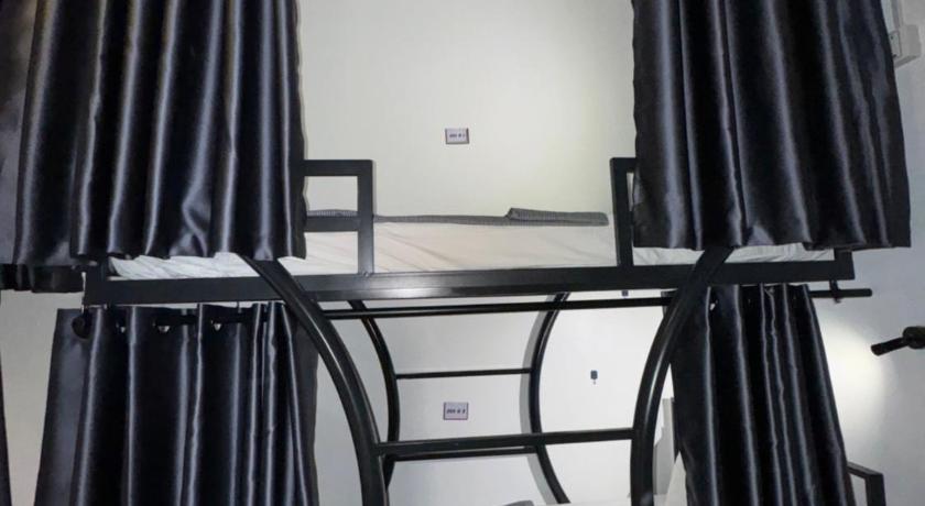 Image of 1 Person in 4-Bed Dormitory - Mixed 9