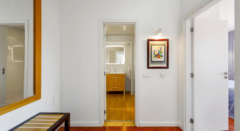 Image of Superior One-Bedroom Apartment with Balcony 16