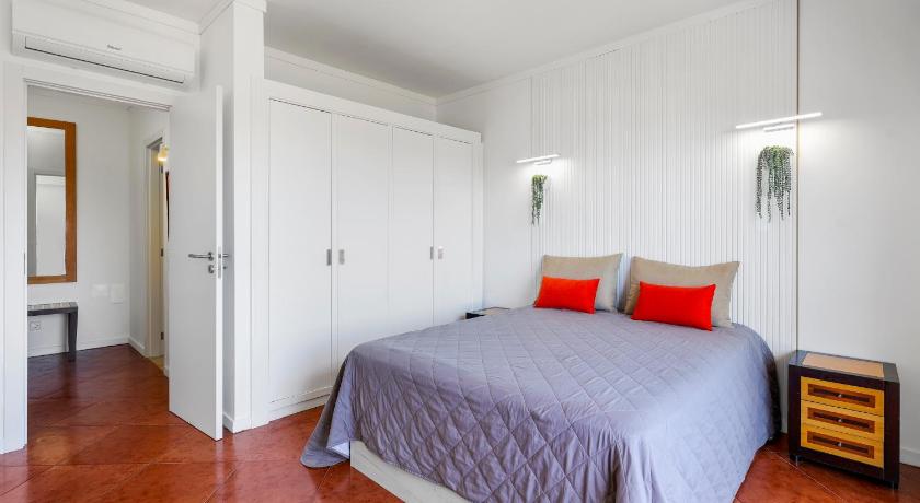 Image of Superior One-Bedroom Apartment with Balcony 6