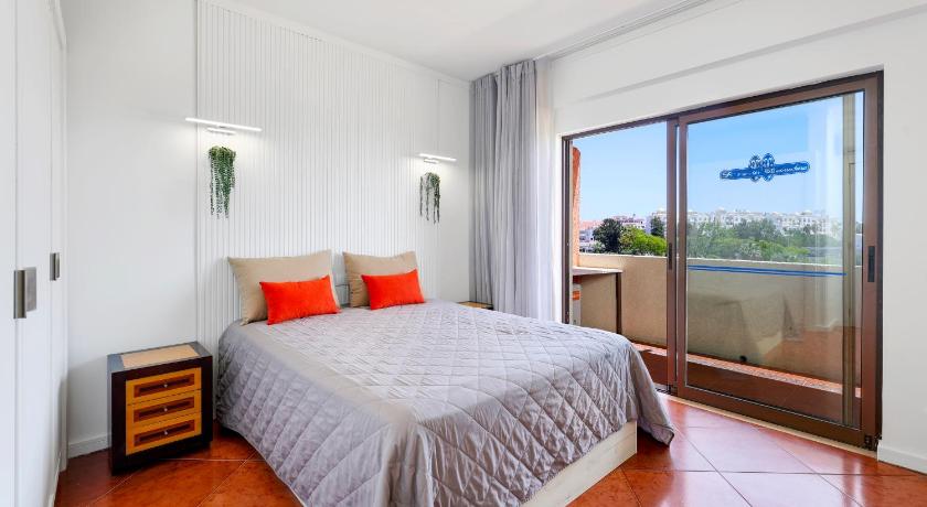 Image of Superior One-Bedroom Apartment with Balcony 0