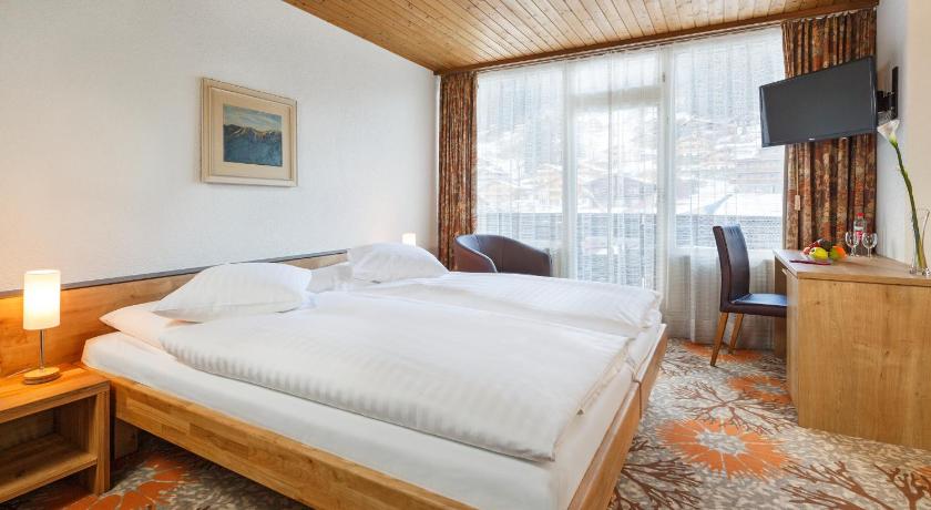 Image of Cozy Double Room North Facing 4