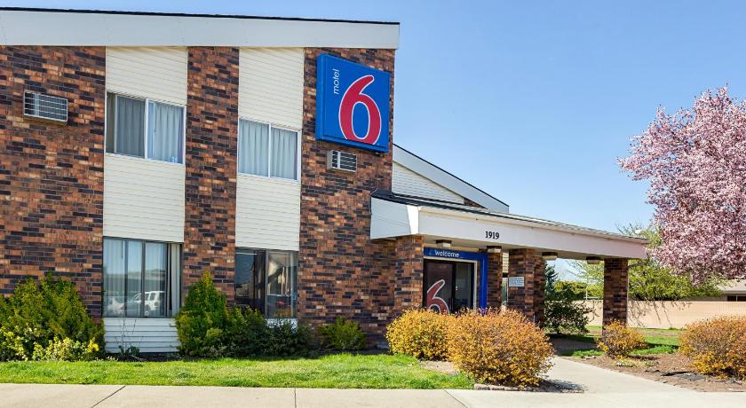 Motel 6-Spokane, WA - East