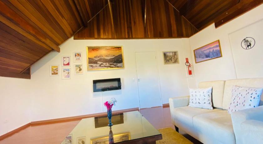 Image of Deluxe Family Suite 7