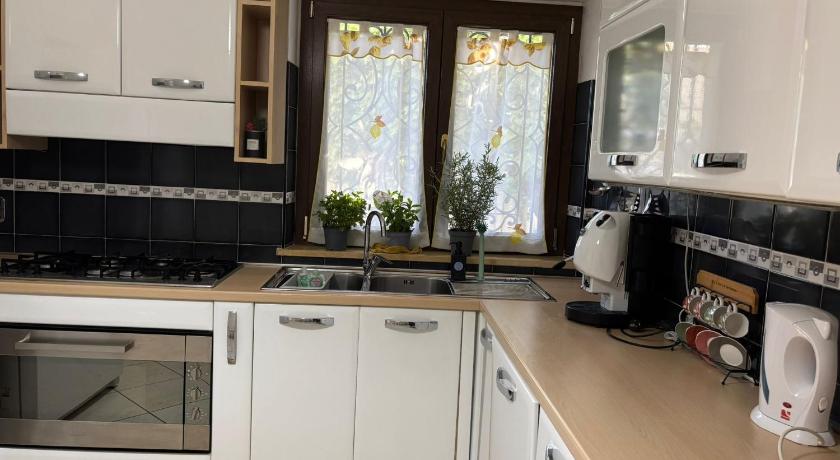 ローマ Paola's House 4つ星 シングルルーム プール