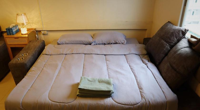 방콕 Holy Hostel Sathorn 2성급 게스트하우스 로비