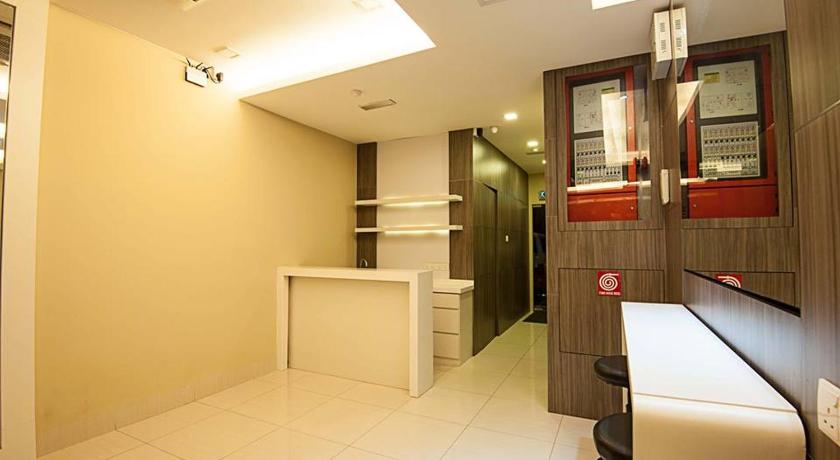 Seven Hotel photo