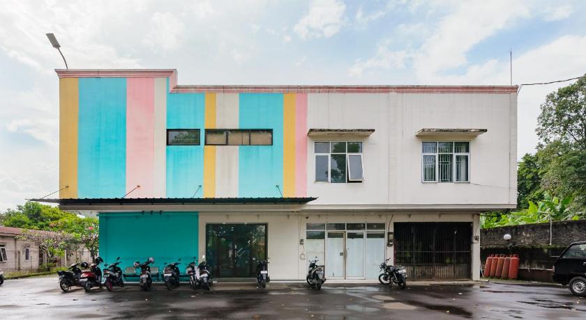 Bubulak Inn by Ruang Tidur - image 18