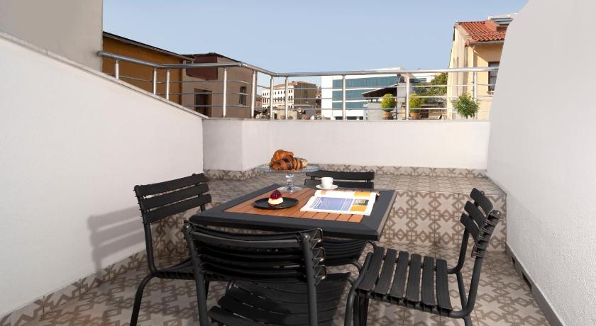 Suiteness Taksim Hotel - image 7