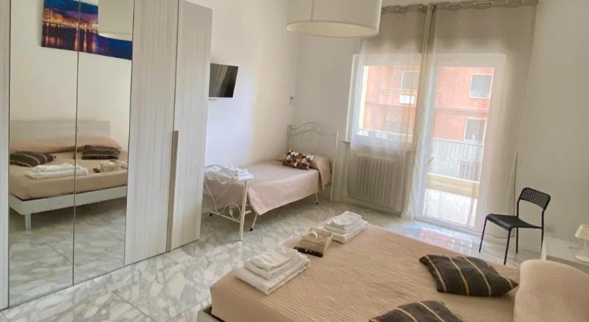 Ennio Rooms
