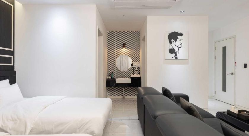 Lakosztályszoba (Suite Room) fotója 4
